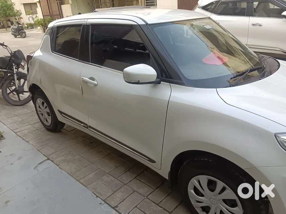 Maruti Suzuki Swift Vxi 2024