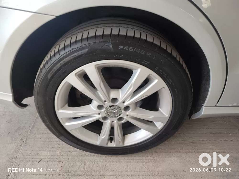 Mercedes-benz E-class E 200 Cgi Classic, 2013, Petrol