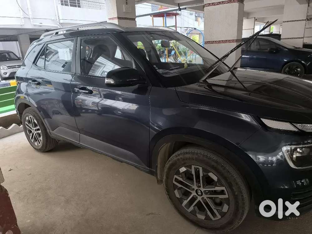 Hyundai Venue 2023 Diesel 66000 Km Driven