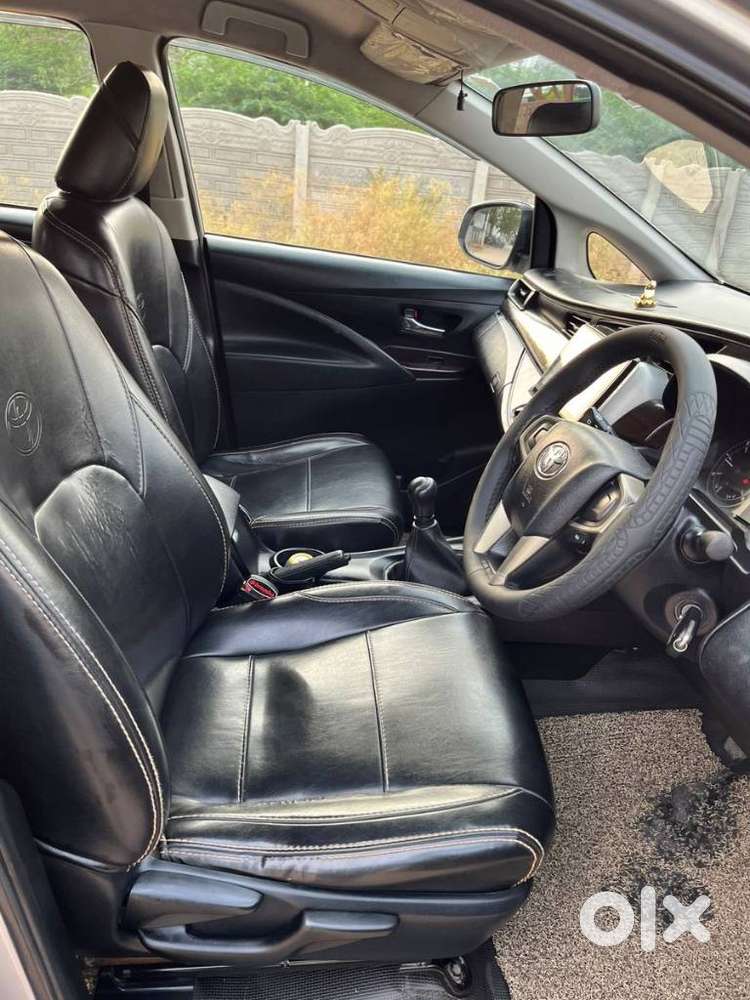 Toyota Innova Crysta 2.7 Gx At 8s, 2018, Diesel