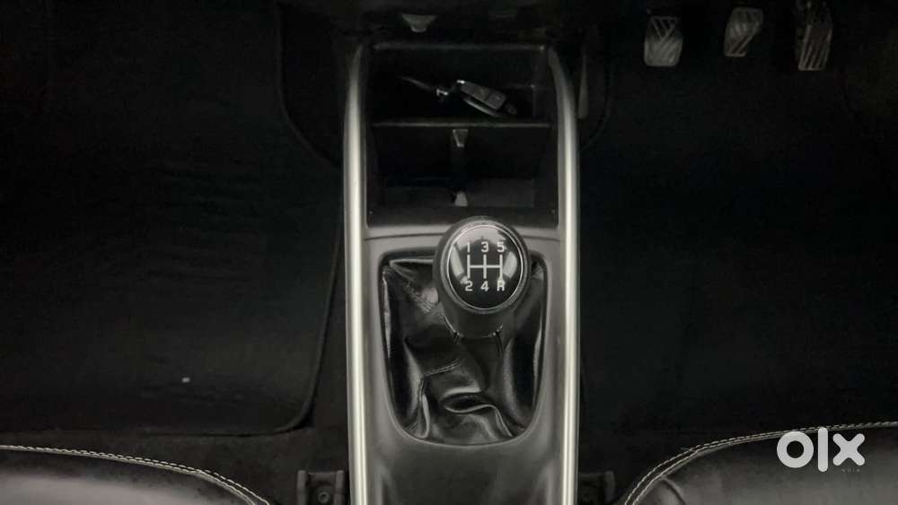 Maruti Suzuki Baleno Maruti-suzuki-baleno-zeta-diesel, 2015, Diesel