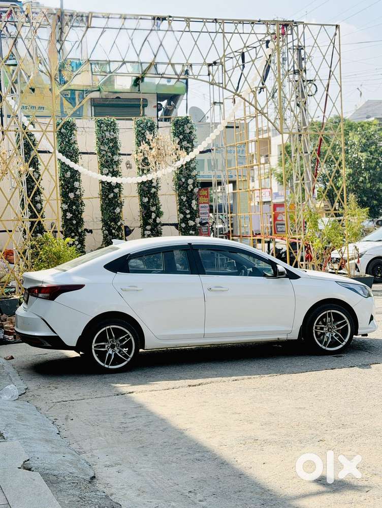 Hyundai Verna S+, 2022, Diesel