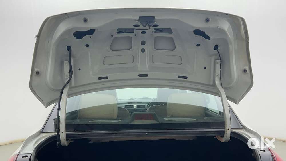 Maruti Suzuki Swift Dzire 1.2 Vxi Bsiv, 2011, Petrol