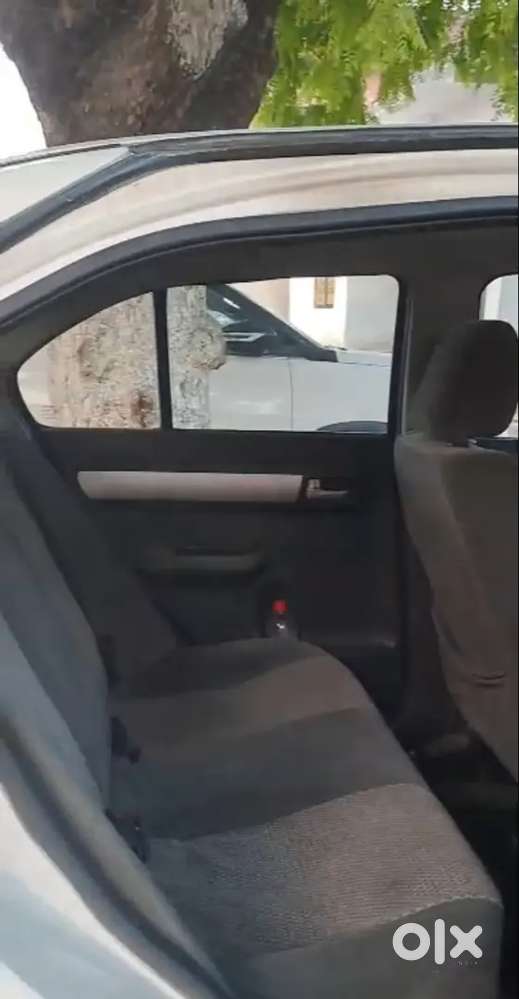 Maruti Suzuki Swift Dzire, Year 2011
