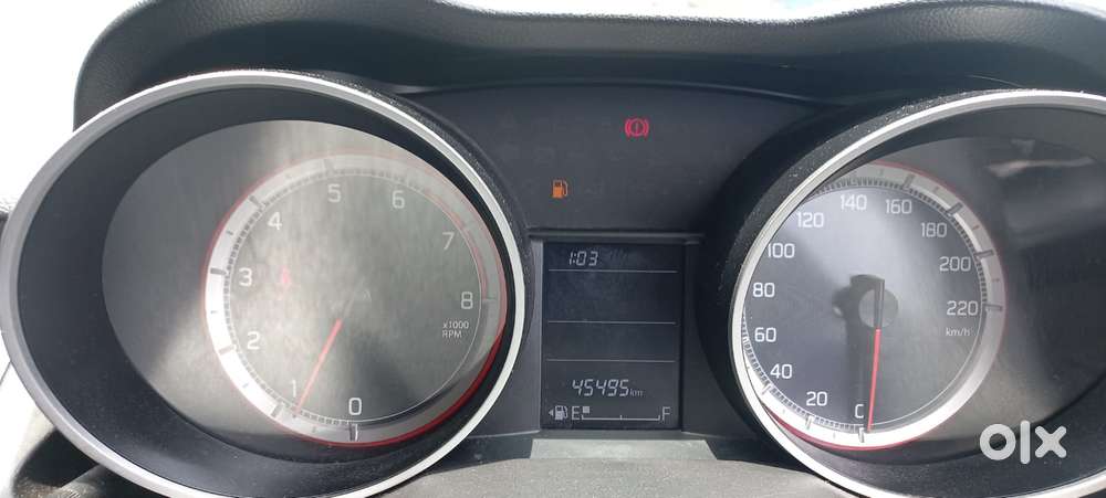 Maruti Suzuki Swift Vxi Optional, 2019, Petrol