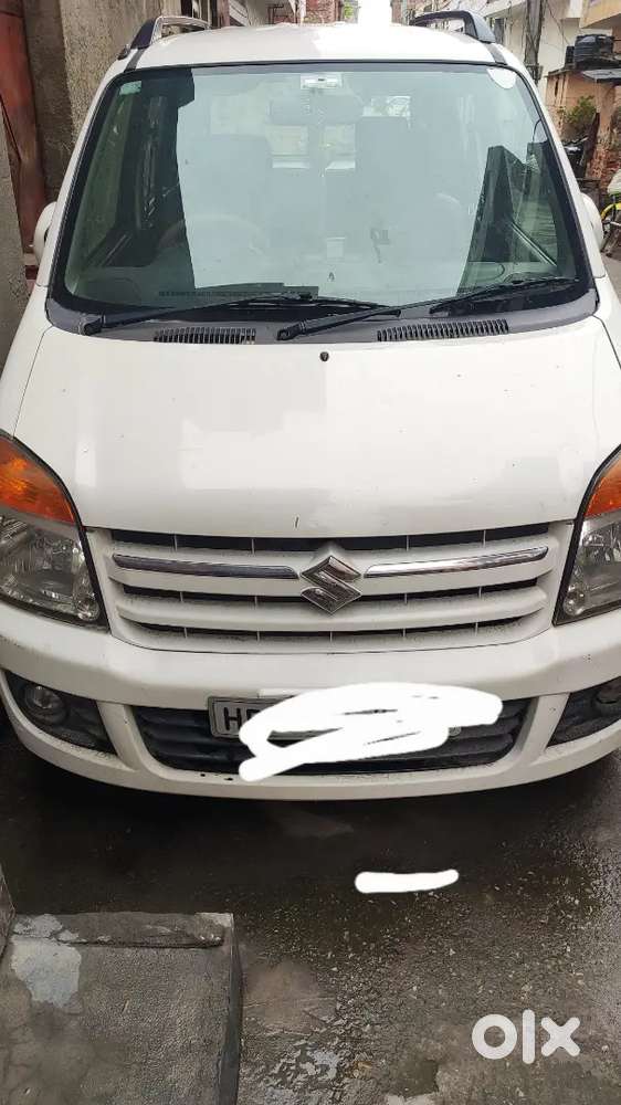 A Well Maintained Wagon R Extended Upto 2029