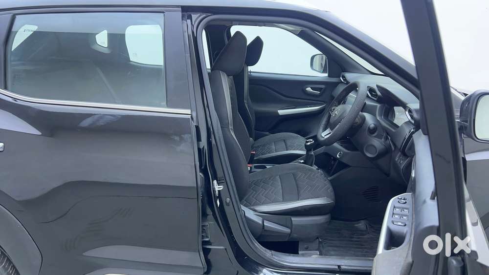 Nissan Magnite 1.0 Xv Premium Turbo (o), 2021, Petrol