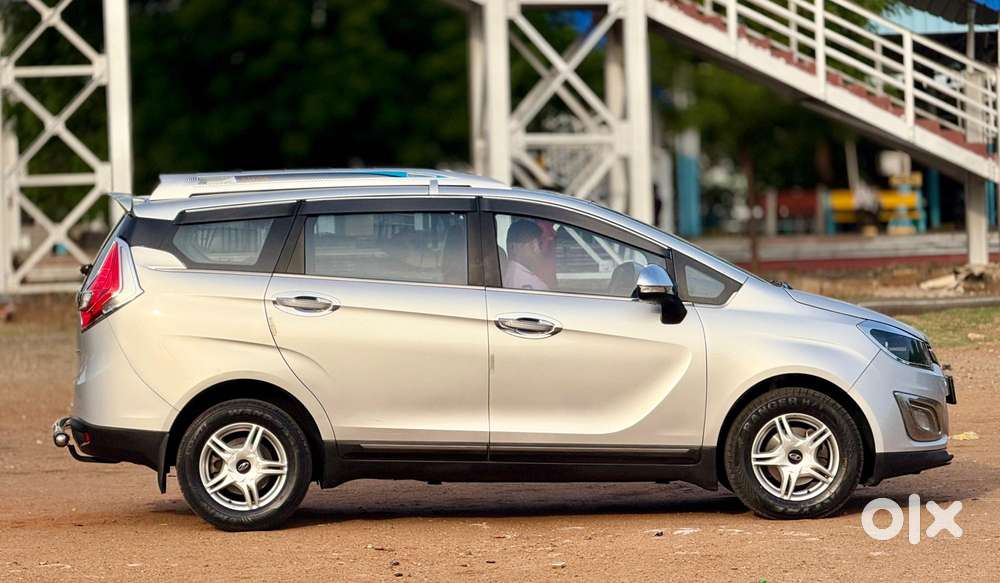Mahindra Marazzo M6 8str, 2020, Petrol