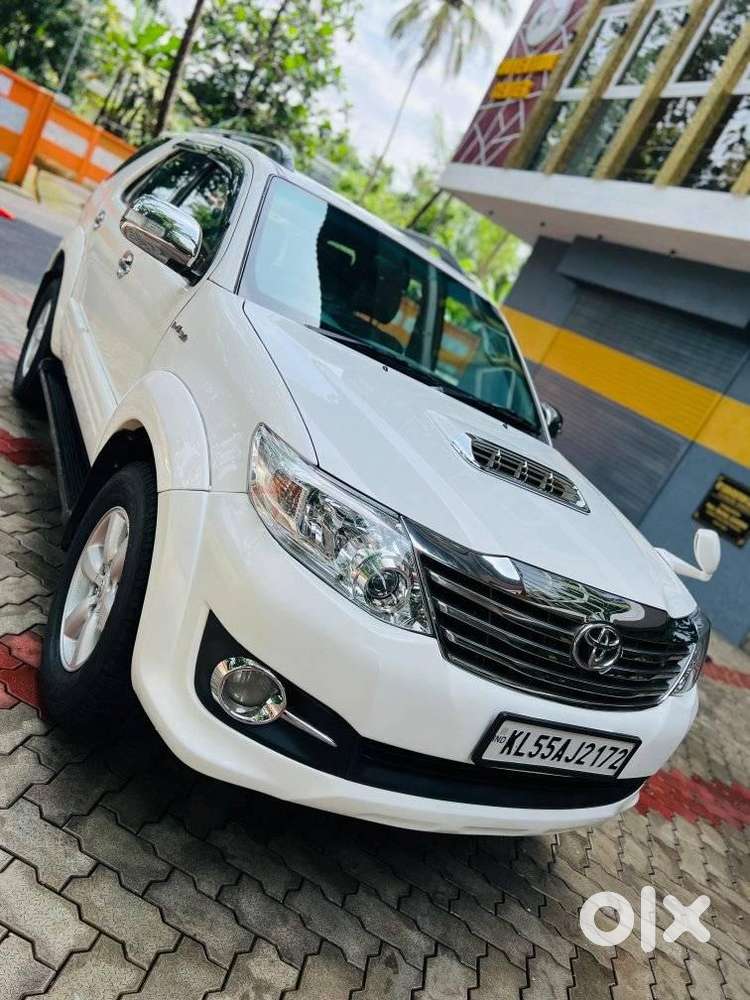 Toyota Fortuner 3.0 4x2 Mt, 2009, Diesel
