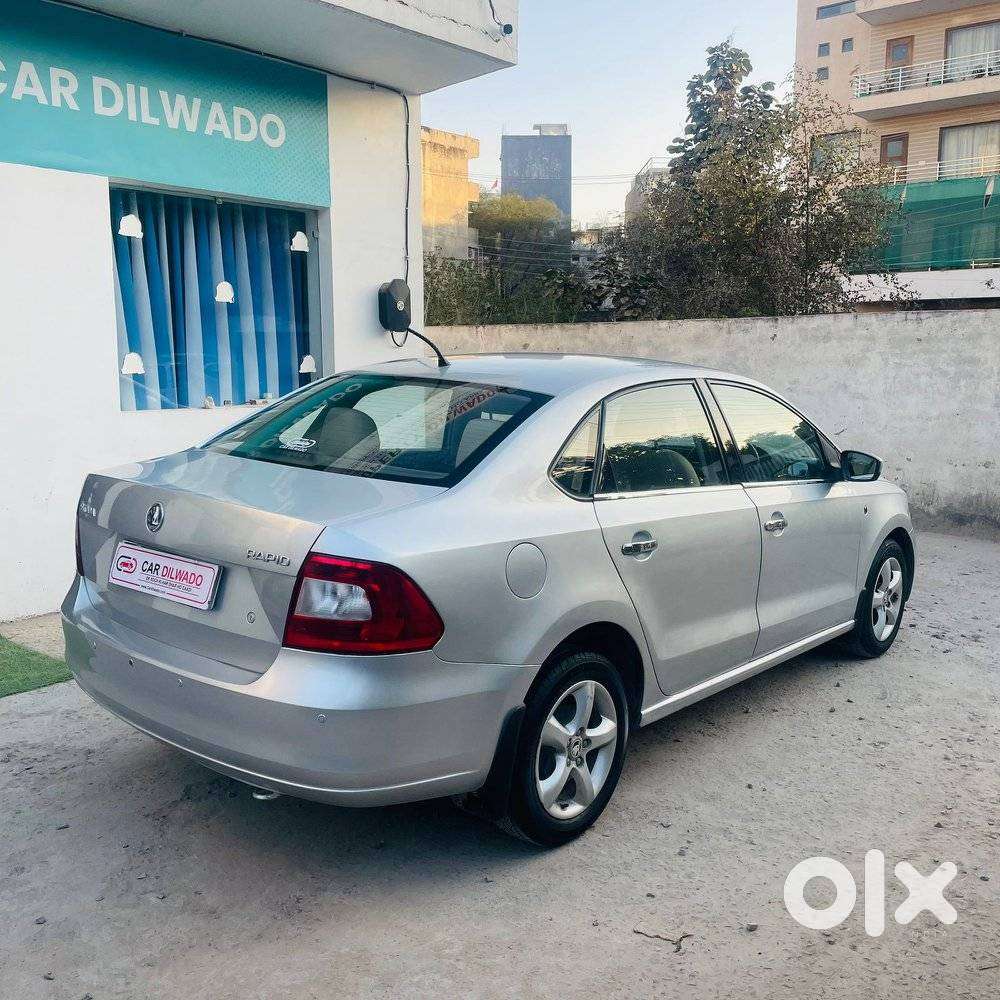 Skoda Rapid 1.6 Mpi Mt Elegance Plus, 2014, Petrol