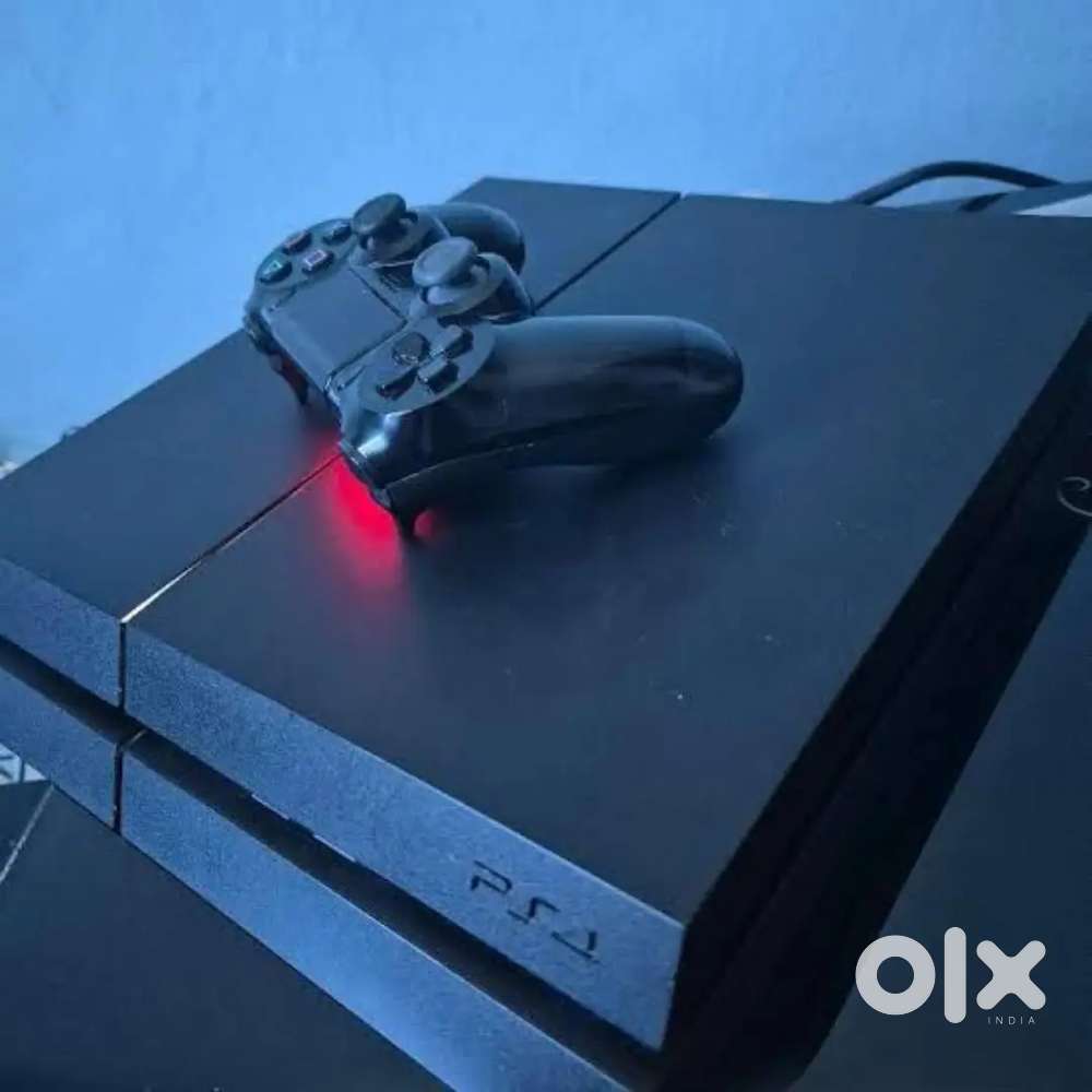 PlayStation 4 (Standard 500gb)