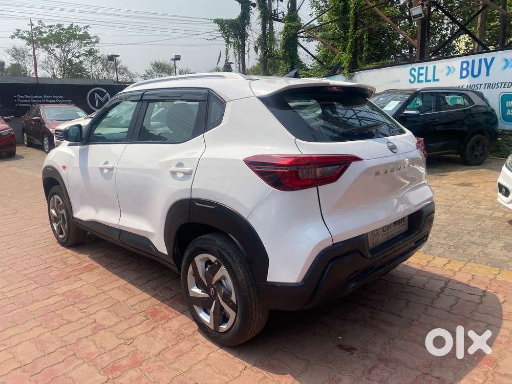 Nissan Magnite, 2023, Petrol