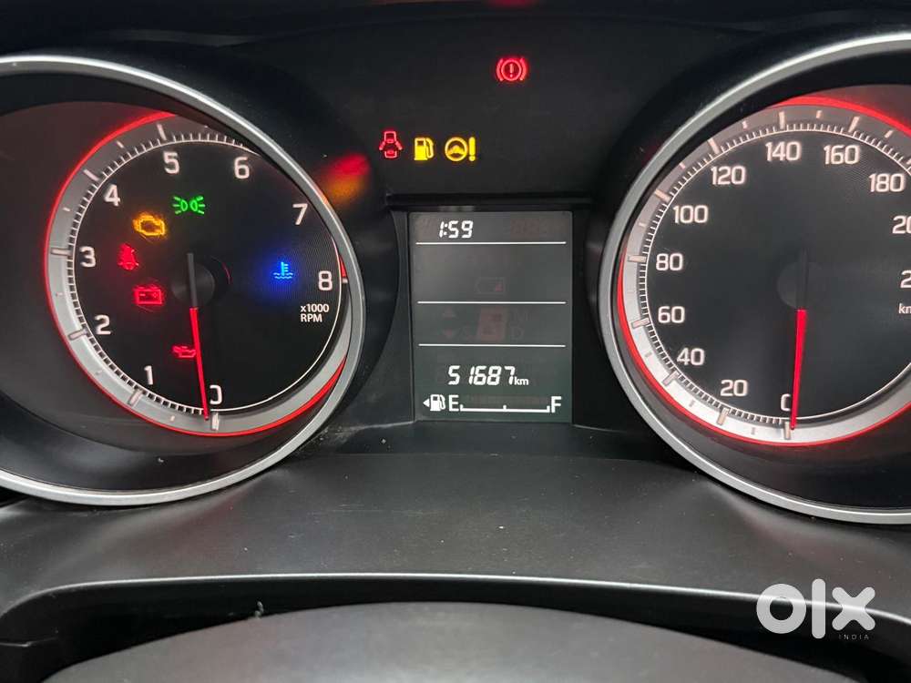 Maruti Suzuki Swift Vvt Vxi, 2021, Petrol