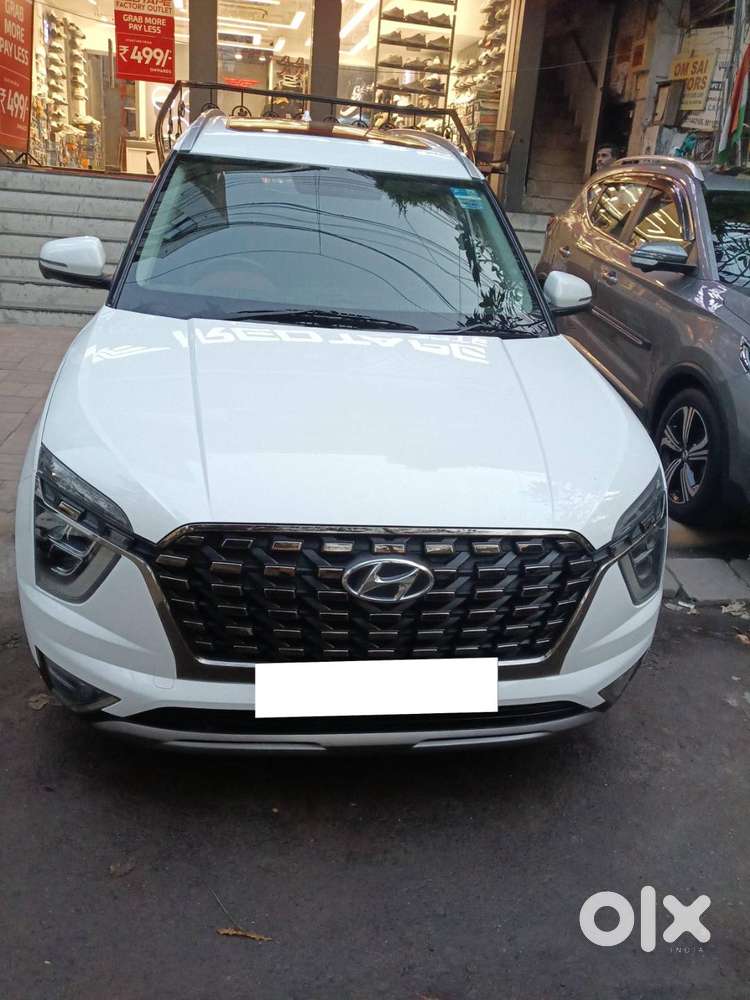 Hyundai Alcazar Diesel Dec 2022 - 6 Seater Manual