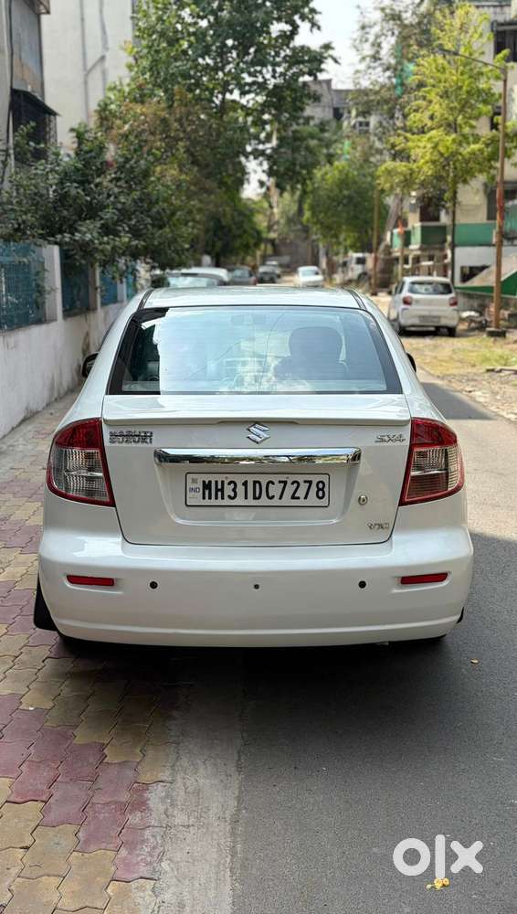 Maruti Suzuki Sx4 Vxi Bsiv, 2010, Petrol