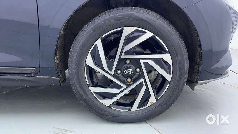 Hyundai New I20 1.2 Asta (o) Ivt, 2024, Petrol