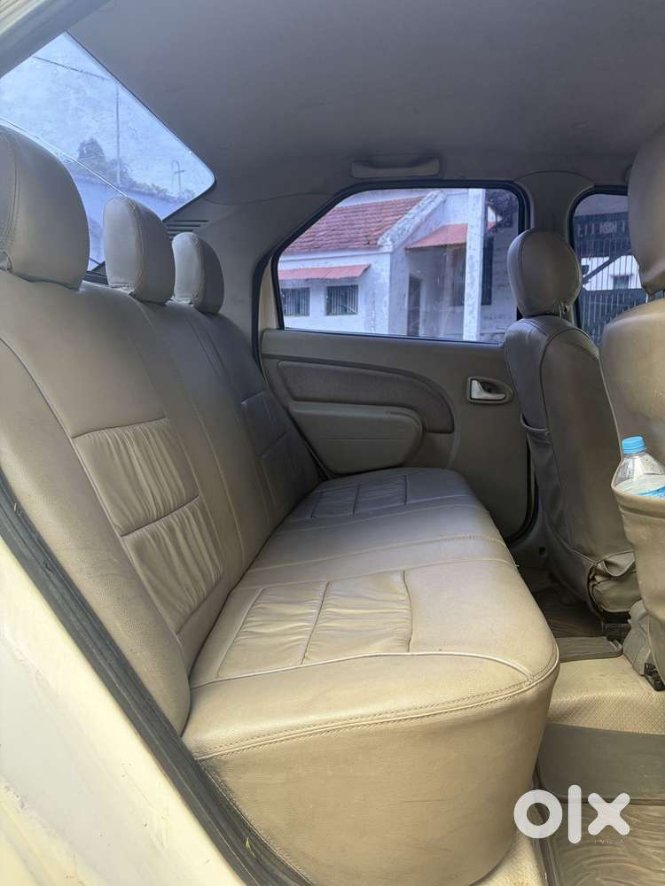 Mahindra Verito, 2012, Diesel