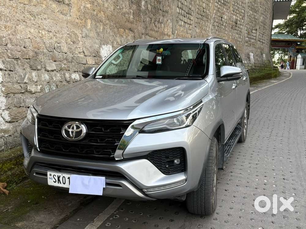 Toyota Fortuner 2022 Diesel 6092 Kms Driven