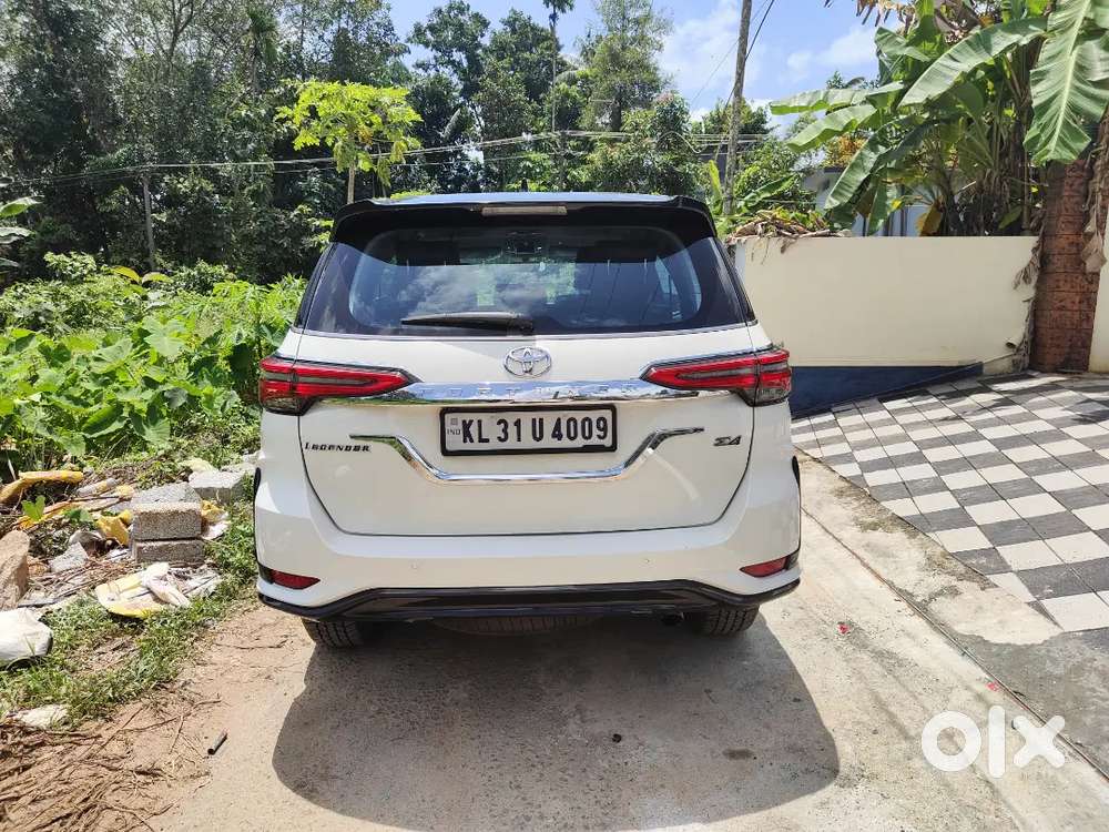 Toyota Fortuner Legender 2018