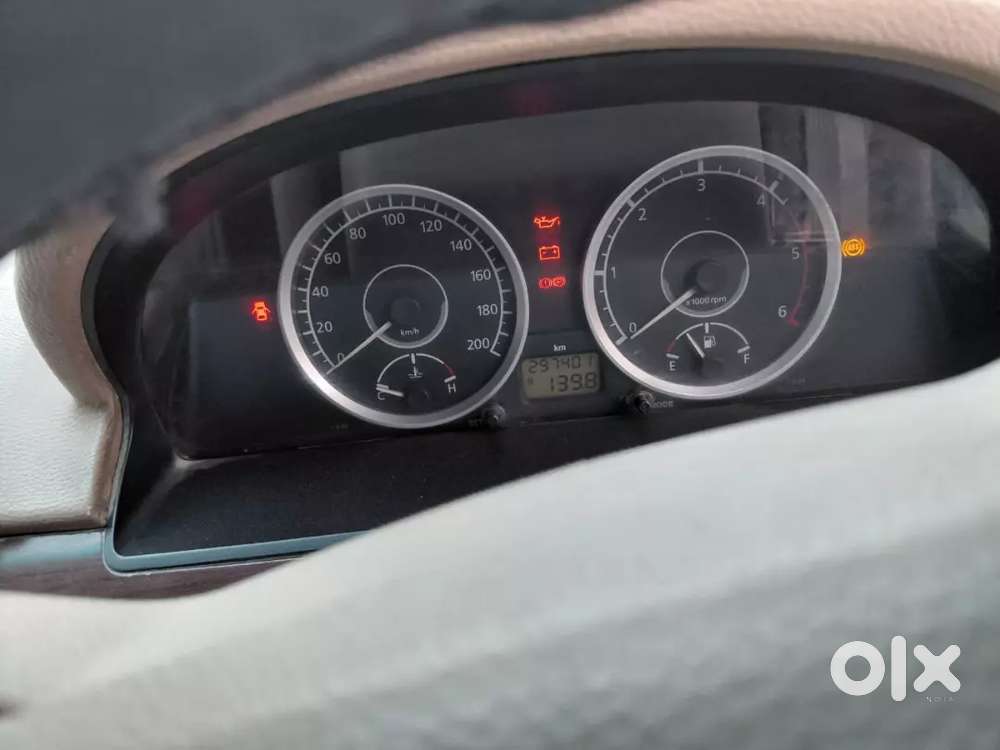 Tata Safari Strome 2013