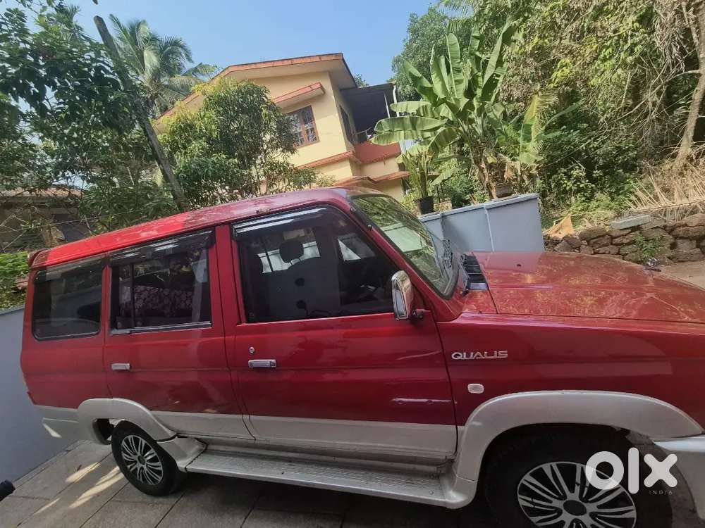 Toyota Qualis 2002