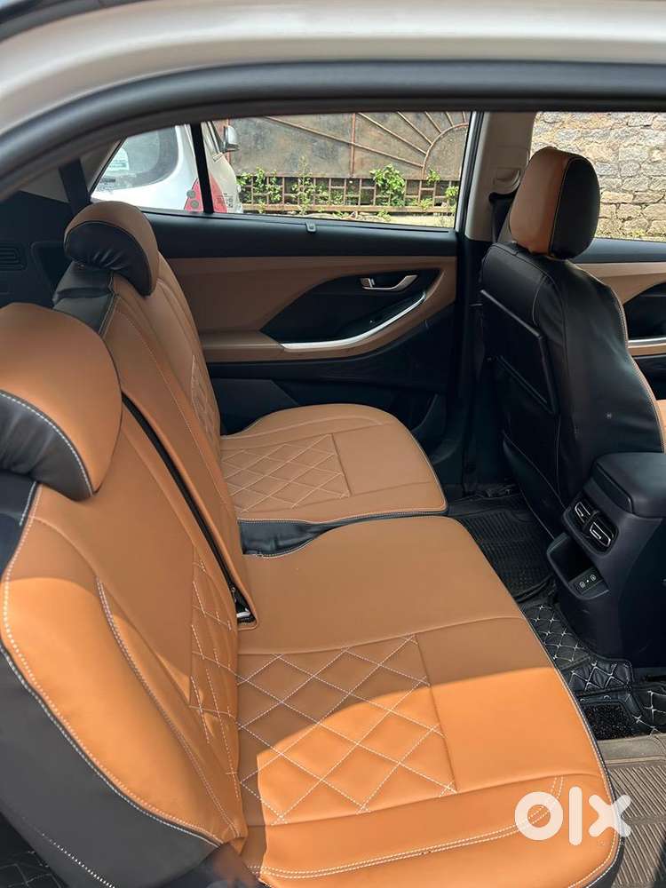 Hyundai Alcazar 2025 Petrol Well Maintained