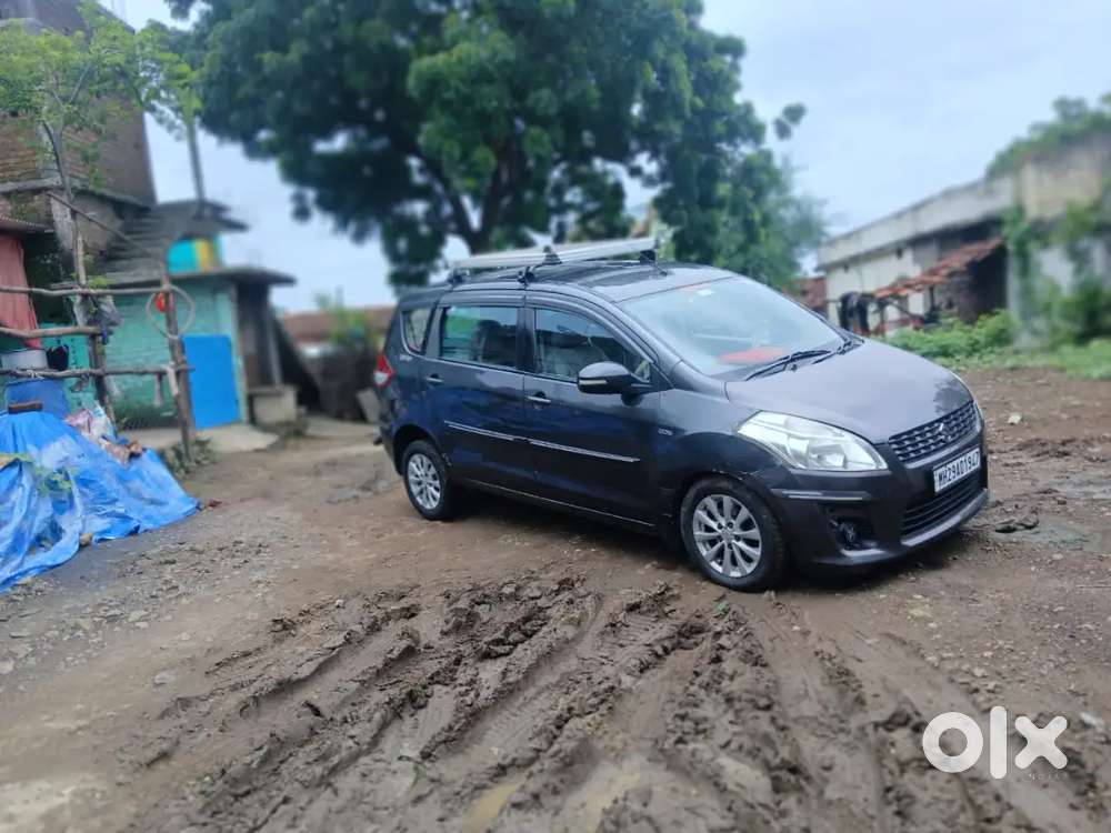 Maruti Ertiga Zdi 2012 (top Model )