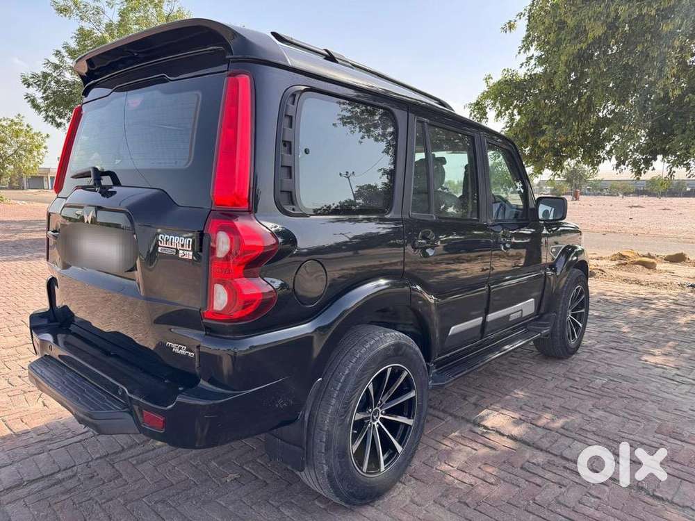 Mahindra Diesel Car 2024