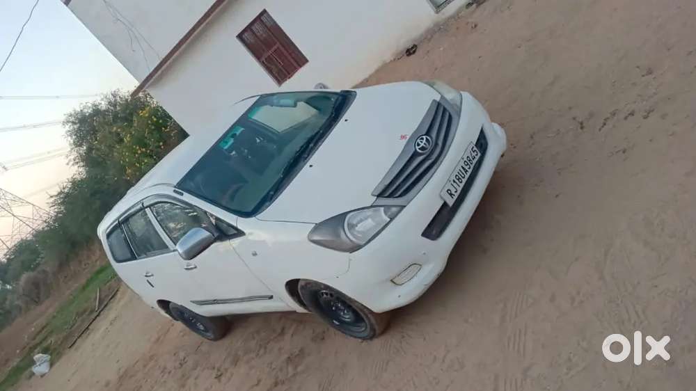 Innova In Good Condiction Rc Valid Till 2030