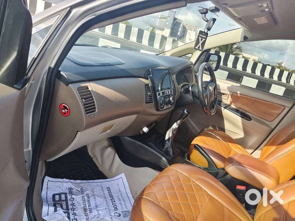 Toyota Innova 2.5 Gx 8 Str Bs-iii, 2015, Diesel
