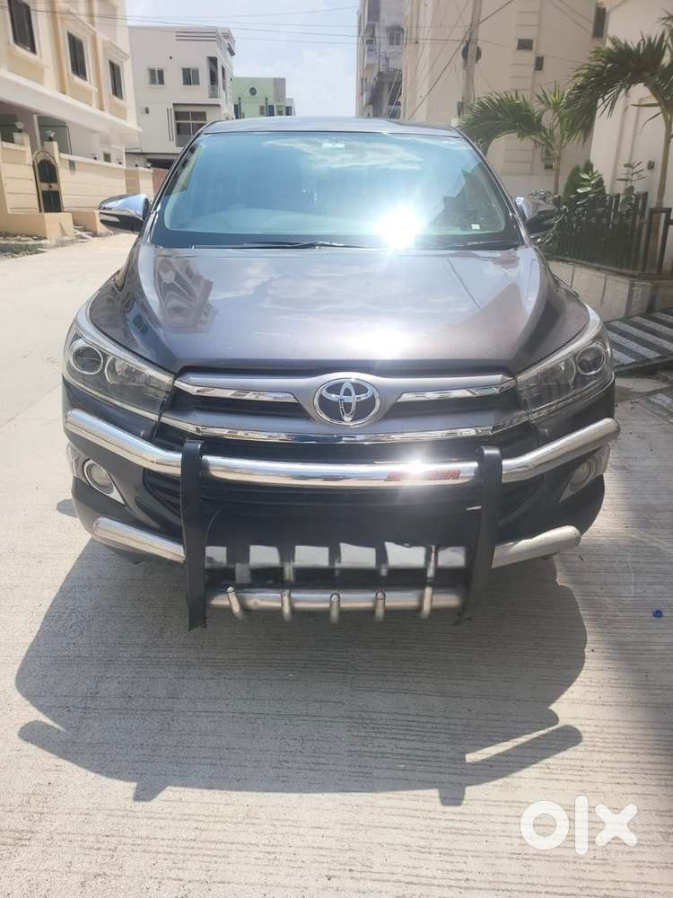 Toyota Innova Crysta 2016 Diesel Manual