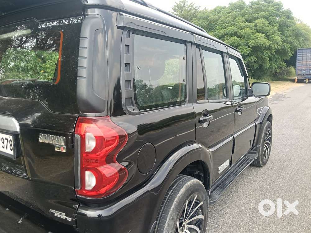Mahindra Scorpio Classic 2.2 S 11 Mt 7 Str, 2021, Diesel