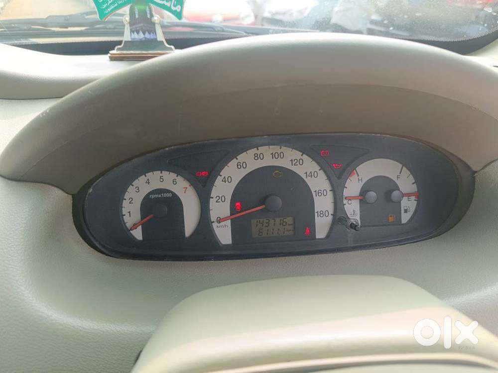 Mahindra Quanto C8, 2014, Diesel