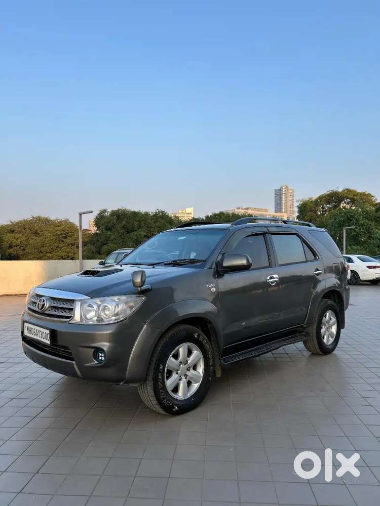 *toyota Fortuner D-4d 4x4 Diesel Manual*
 2010 (fitness Till 2031)
Mh