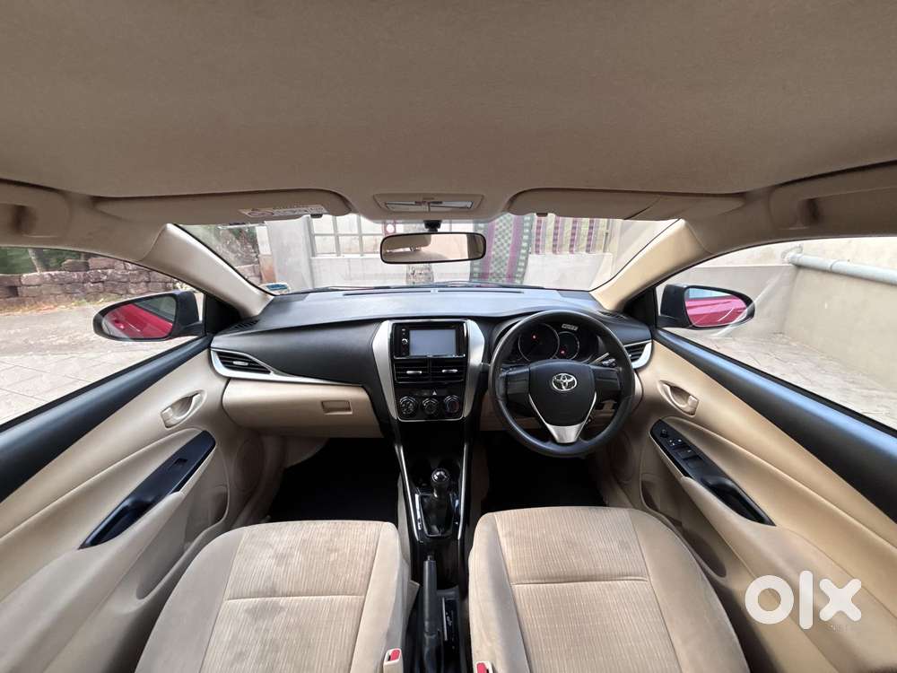 Toyota Yaris Ativ J, 2019, Petrol