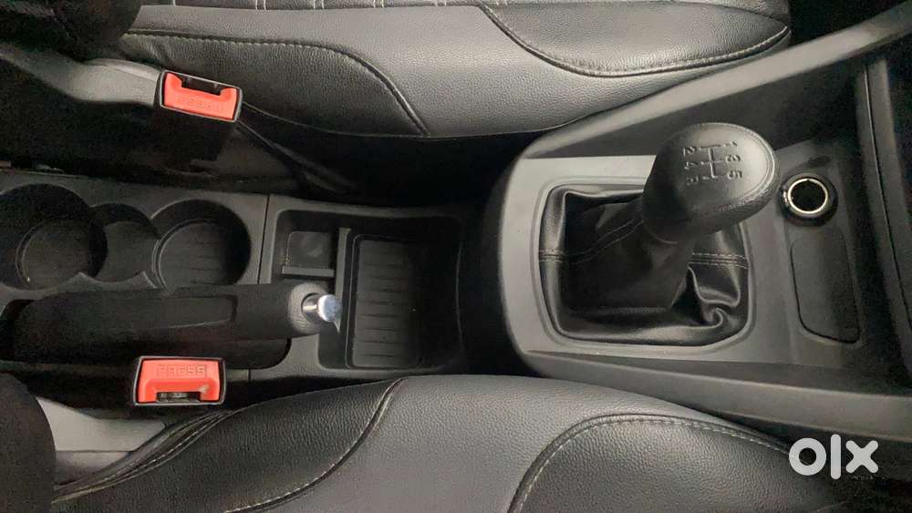 Ford Figo 2012-2015 Petrol Titanium, 2020, Petrol