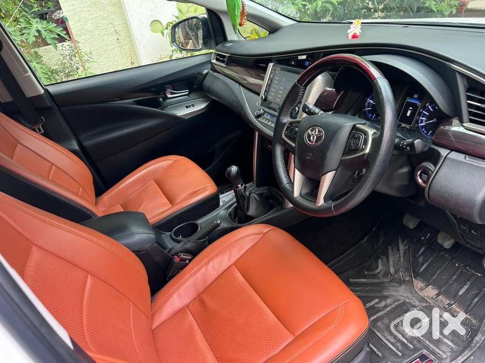 Toyota Innova Crysta 2.4 V 7 Str, 2023, Diesel