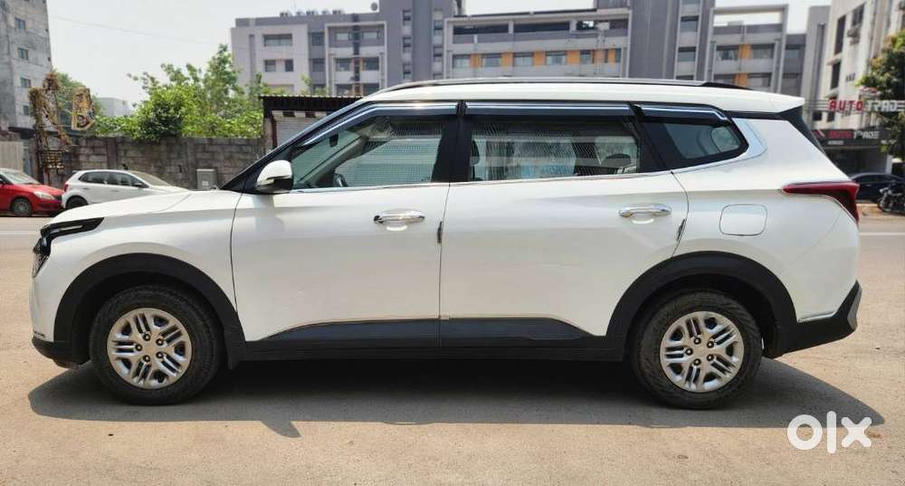 Kia Carens 1.5 Prestige 7 Str, 2023, Petrol