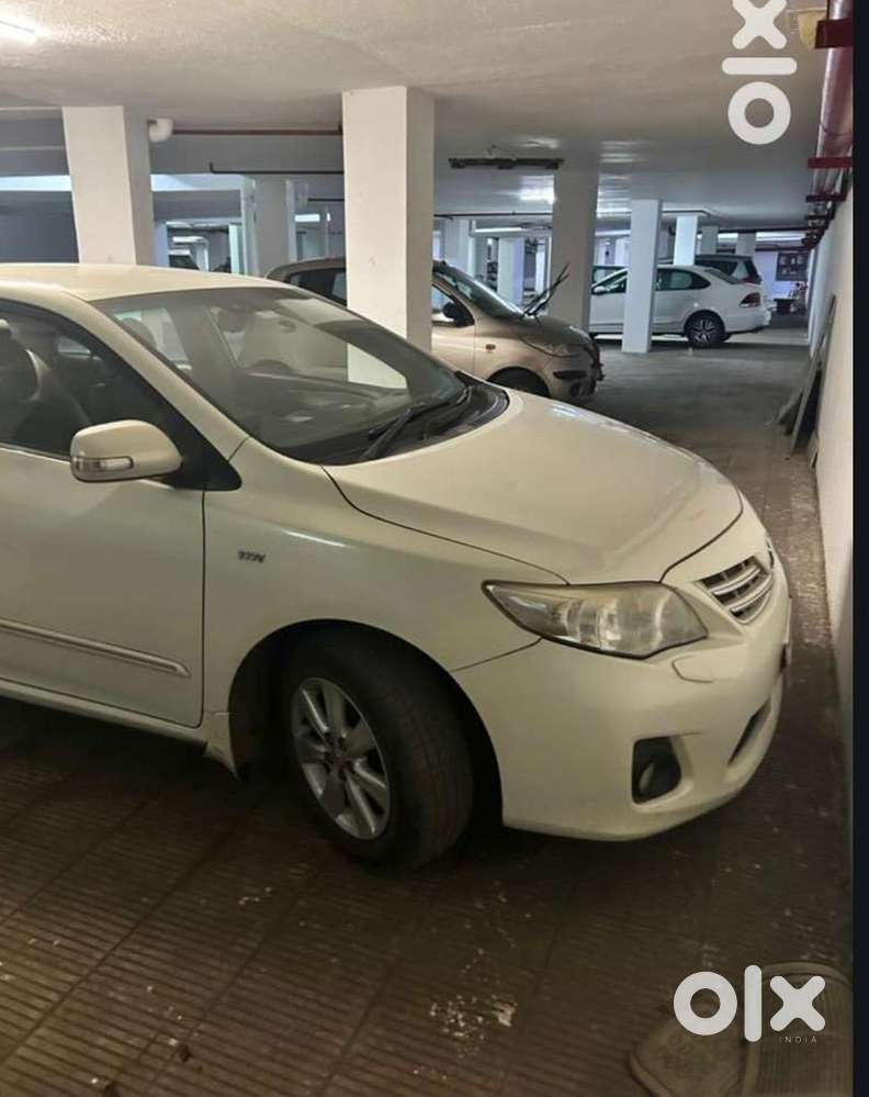 Toyota Corolla Altis 2012 Petrol Well Maintained
