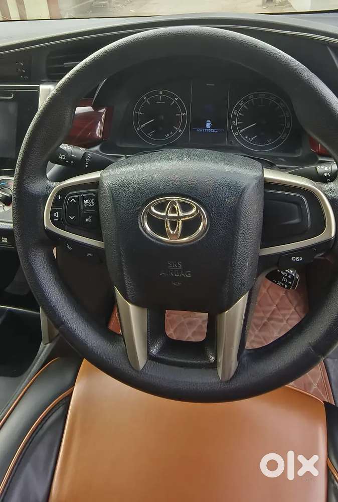 Toyota Innova Crysta 2.8 At 2019