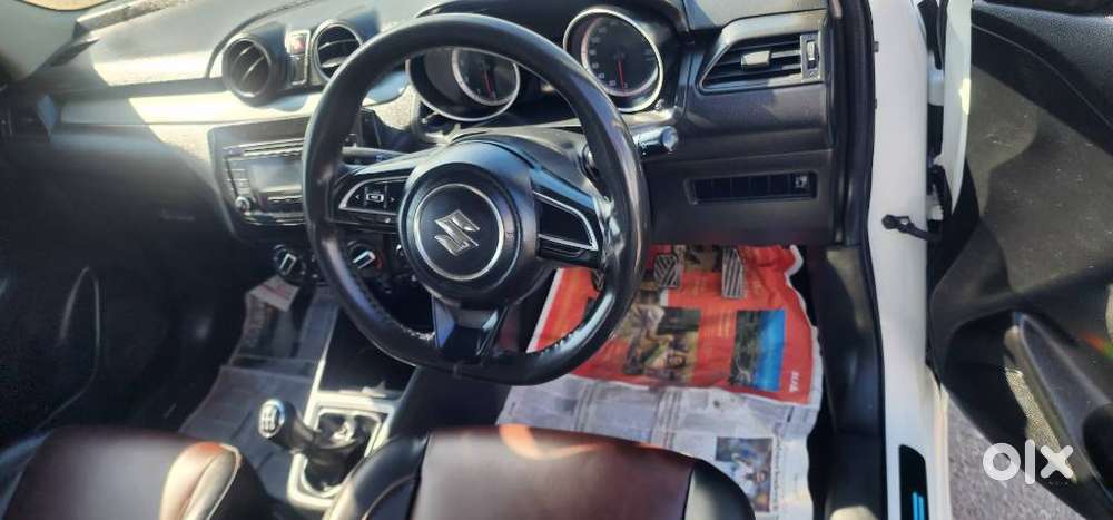 Maruti Suzuki Swift Vxi With Abs, 2018, Petrol