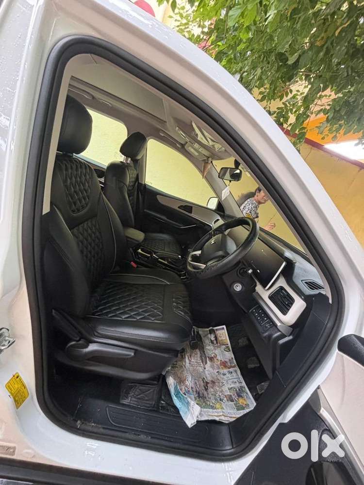Mahindra Xuv700 2023 Diesel Well Maintained