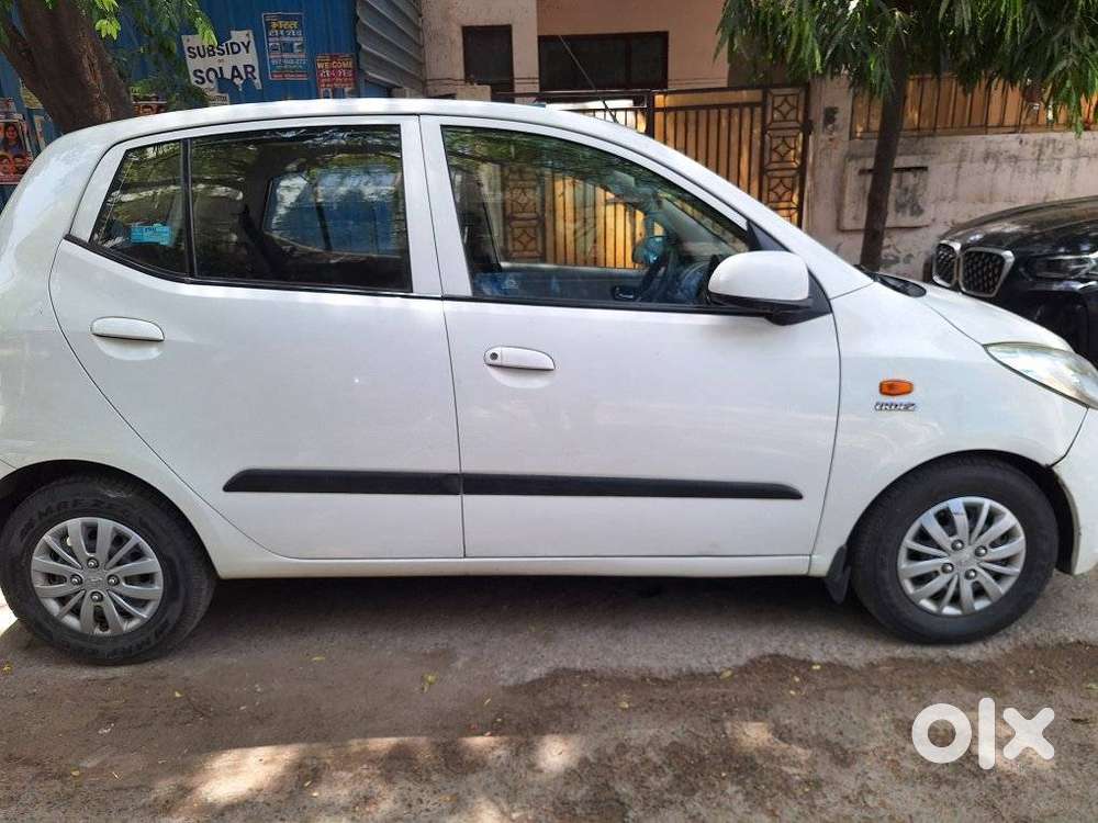 Hyundai I10 Sportz 1.1l, 2015, Petrol