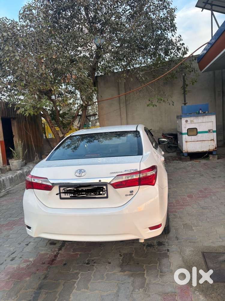 Toyota Corolla Altis 2016 Diesel Well Maintained