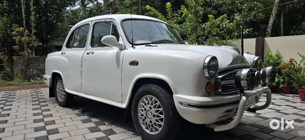 Ambassador Ambassador 1999 Diesel Well Maintained