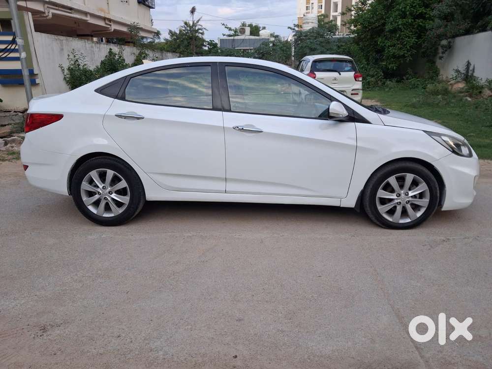 Hyundai Verna Fluidic 1.6 Crdi Sx Opt, 2012, Diesel