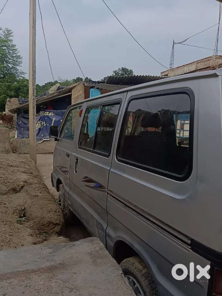 Maruti Suzuki Omni 2013