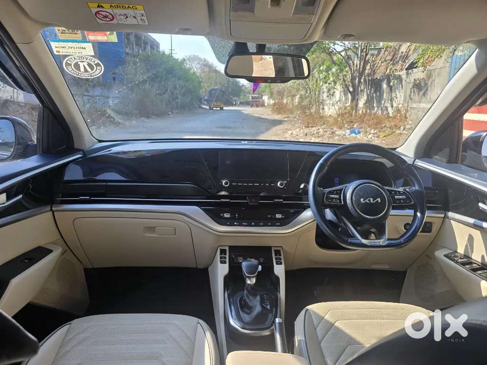 Kia Carens 2023 Diesel Well Maintained