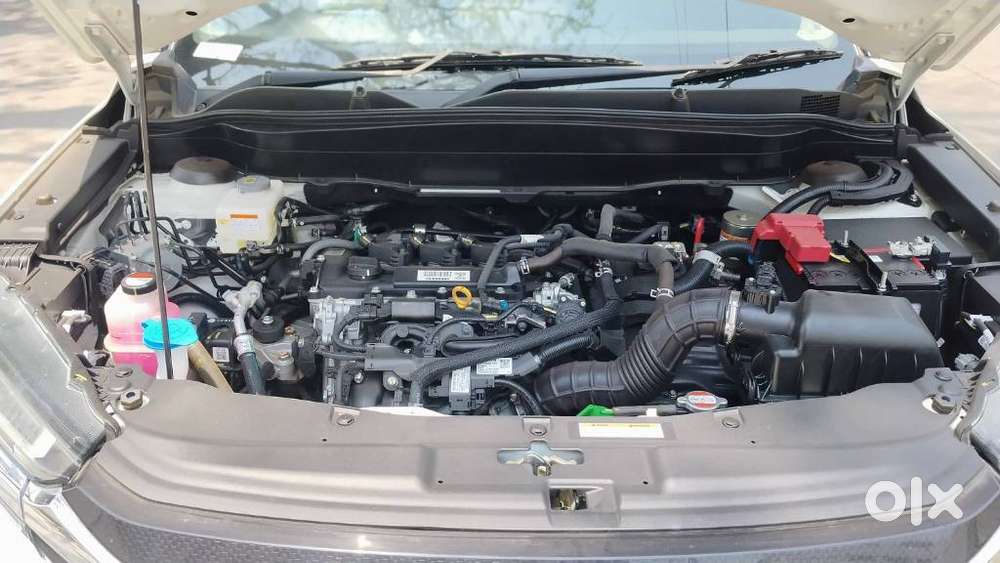 Toyota Urban Cruiser Hyryder 1.5 V Hybrid, 2025