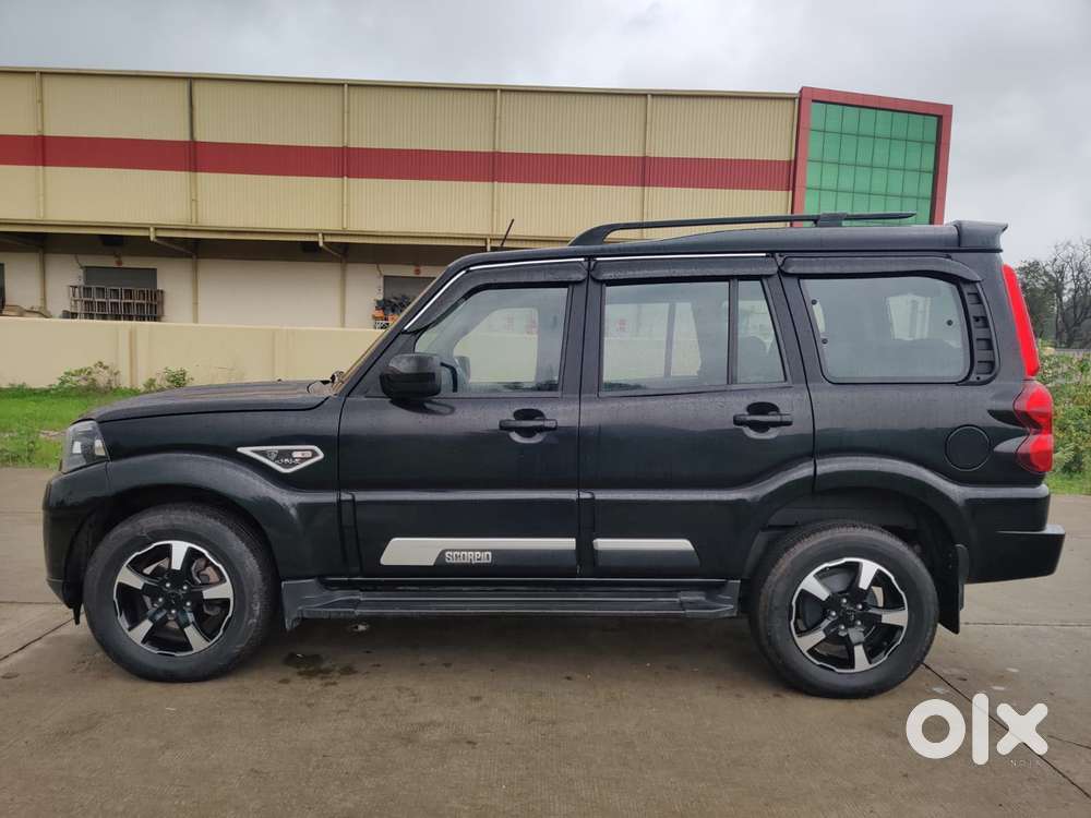 Mahindra Scorpio Classic 2.2 S 11 Mt 7 Str, 2023, Diesel